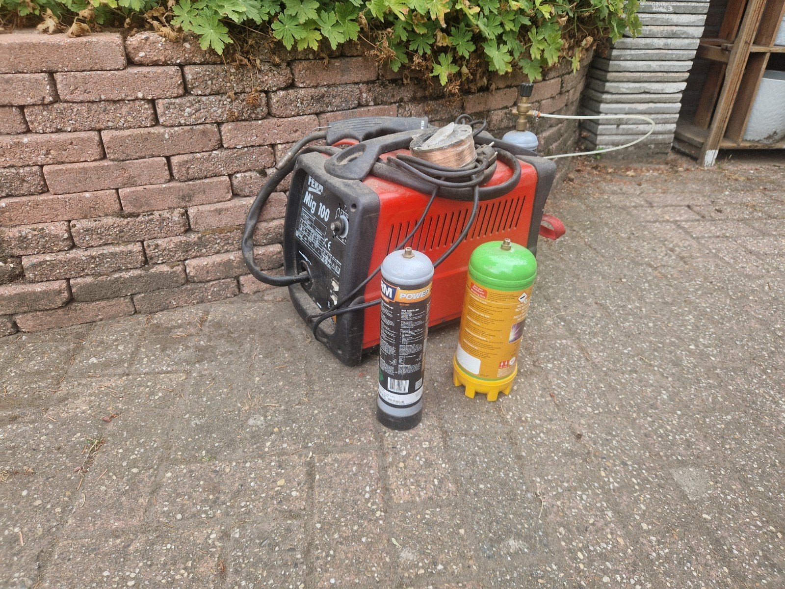 Ferm Mig 100 lasapparaat met gasflessen, Ophalen, Gebruikt, Minder dan 150 ampère, Co2