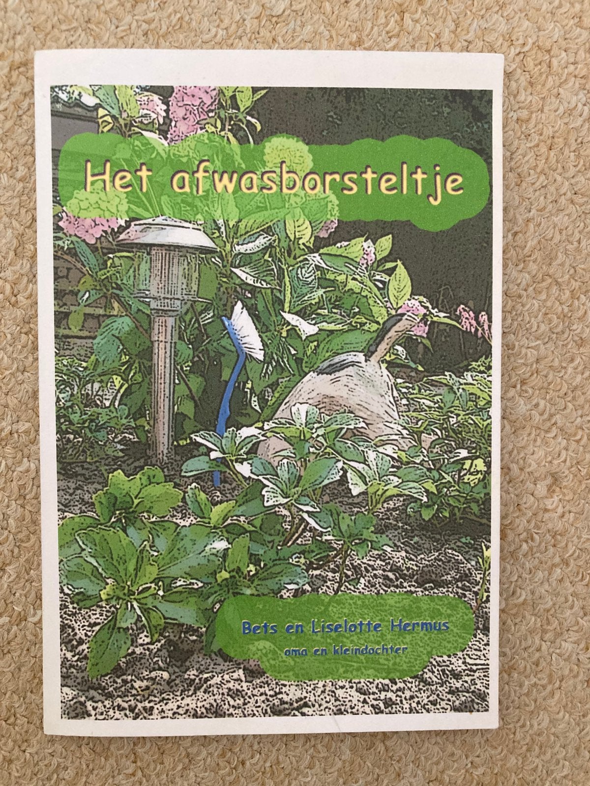 Het afwasborsteltje, Bets en Liselotte Hermus, 2004, 50 ex., 20e eeuw of later, Ophalen of Verzenden, Bets en Liselotte Hermus