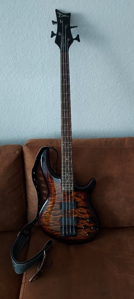 Dean Edge Basgitaar - Actieve bas (24 frets), Muziek en Instrumenten, Ophalen, Zo goed als nieuw, Elektrisch