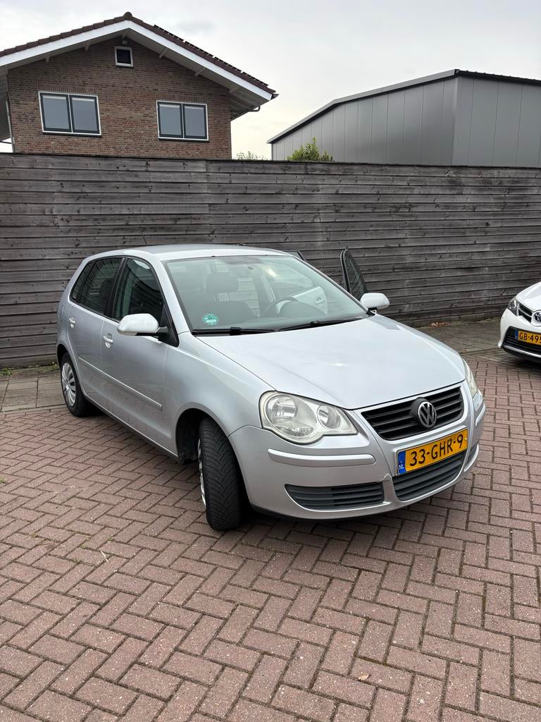 Volkswagen Polo 1.4 16V 59KW AUT 2008 Grijs, Auto's, 40 €/maand, 4 cilinders, Elektrische ramen, Particulier