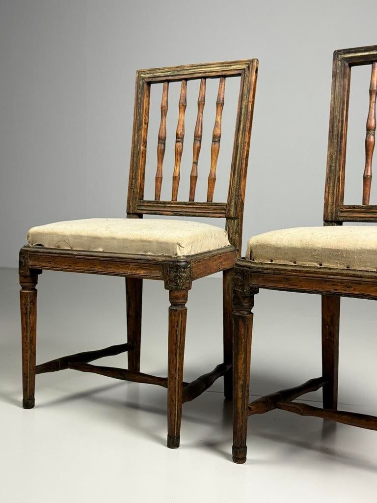 2x Zweedse stoel antiek, Huis en Inrichting, Stoelen, Ophalen, Zo goed als nieuw, Bruin, Eén