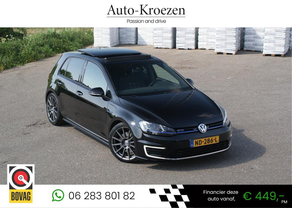 Volkswagen Golf 1.4 TSI GTE | Pano | Led | Camera | Trekhaak, 8 kWh, Stof, Gebruikt, 4 cilinders