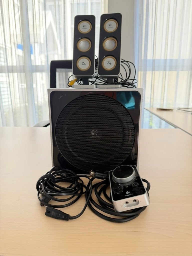 Logitech Z4 sound system 2.1 computer luidsprekers, Ophalen, Gebruikt, Audiokanaal 2.1, Logitech.