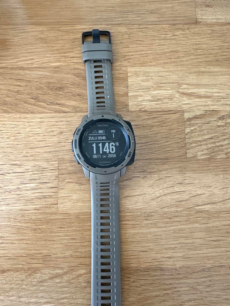 Garmin Instinct Tactical, Gebruikt, Zwart, Ophalen of Verzenden, Waterdicht
