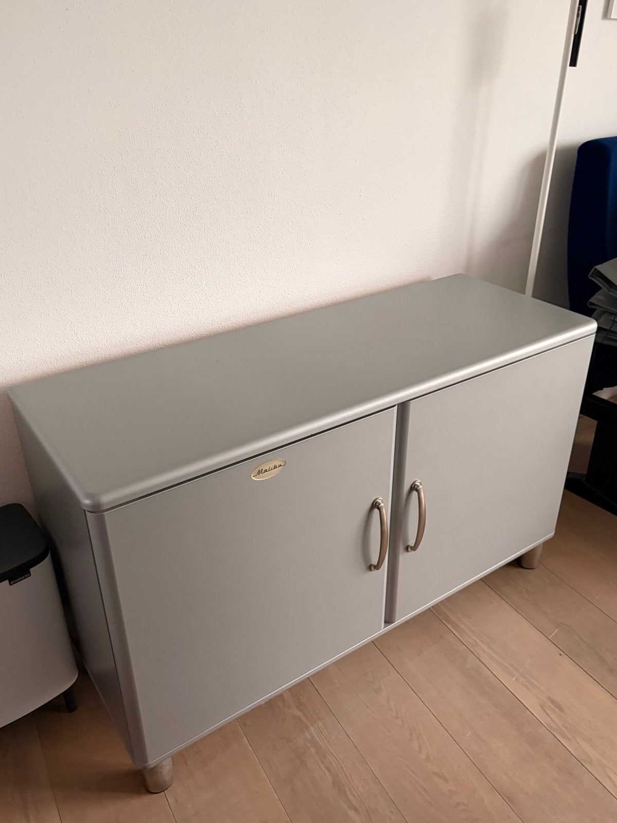 Grijze Malibu kast, Ophalen, Gebruikt