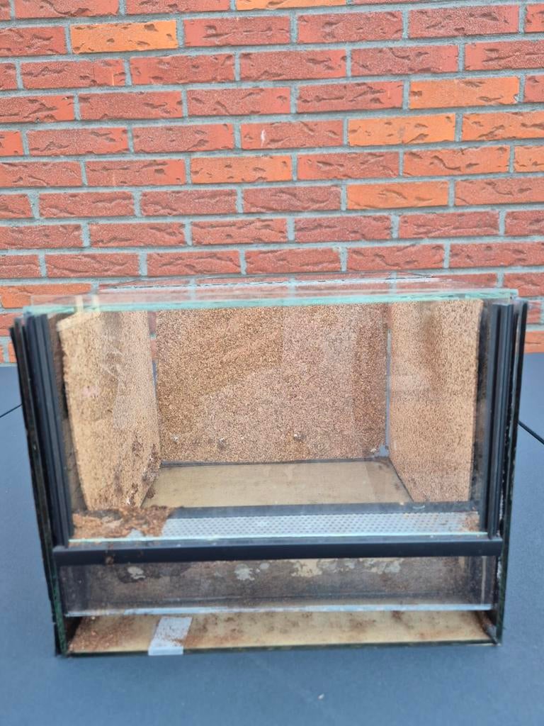 Terrarium 25x25x20, Dieren en Toebehoren, Reptielen en Amfibieën | Toebehoren, Ophalen of Verzenden