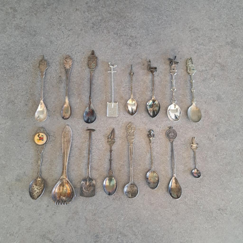 16 antieke/vintage koffie/thee lepeltjes, uit de 60's/70's ?, Ophalen of Verzenden