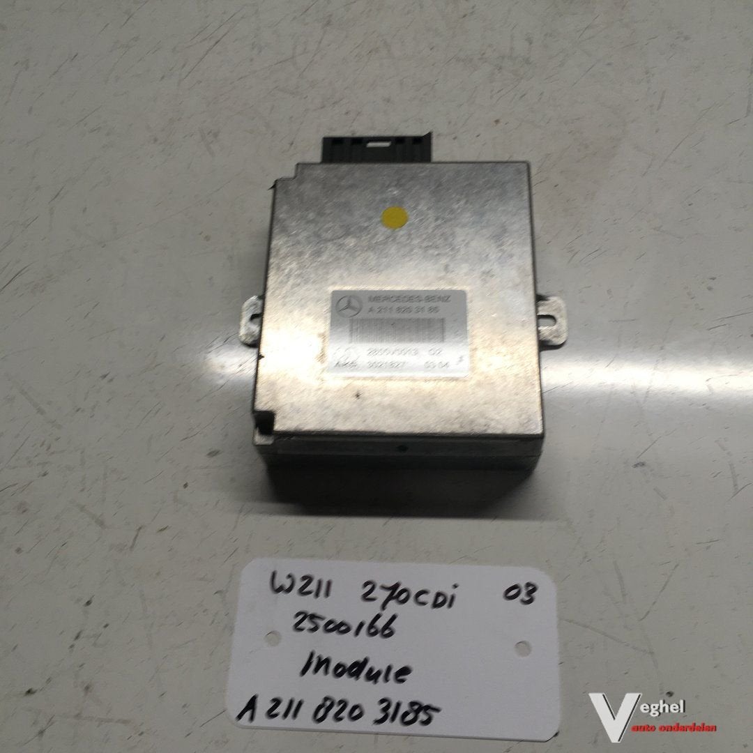 Mercedes W211 270 CDI sedan 2003 2500166 Telefoon Module A 2, Gebruikt, -, -, Ophalen of Verzenden