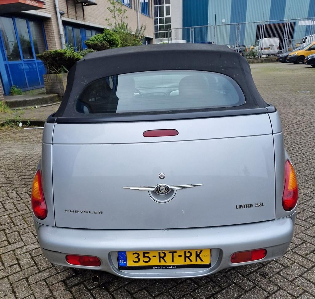 Chrysler PT Cruiser Cabrio 2.4i Limited, Auto's, Chrysler, 450 kg, Gebruikt, Zwart, Cabriolet
