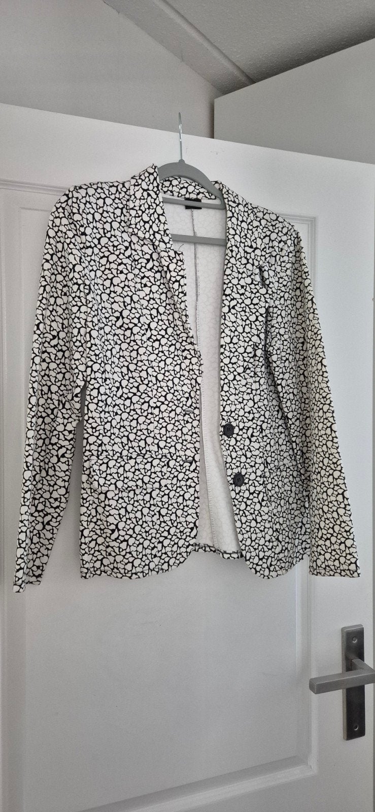 MAUDD Jasje met Zwart-Wit Patroon - Maat M, Kleding | Dames, Maat 38/40 (M), Zwart, Ophalen of Verzenden, Zo goed als nieuw