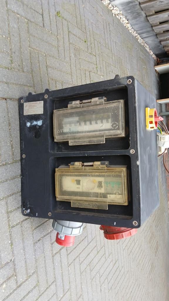 Stroomverdeelkast 380V, Doe-het-zelf en Verbouw, Elektra en Kabels, Ophalen, Gebruikt, Overige typen