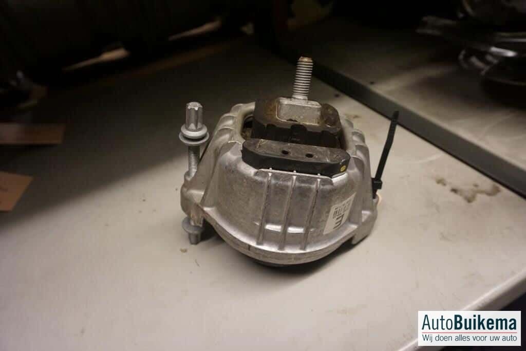 Origineel BMW 1-Serie E82 E81 E87 E88 linker motorsteun, Gebruikt, -, -, Ophalen of Verzenden