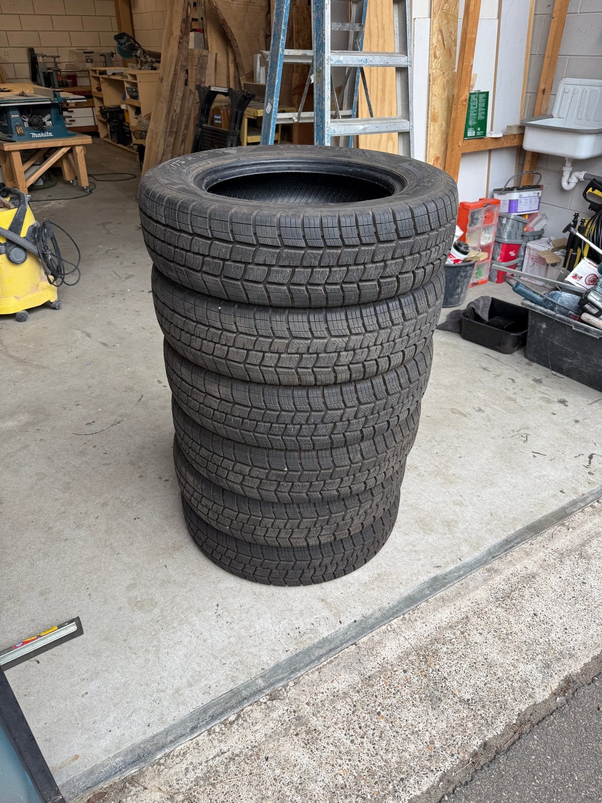 Vredestein Comtrac 2 All Season banden 185/75 R16 C, 16 inch, All Season, Band(en), Bestelwagen