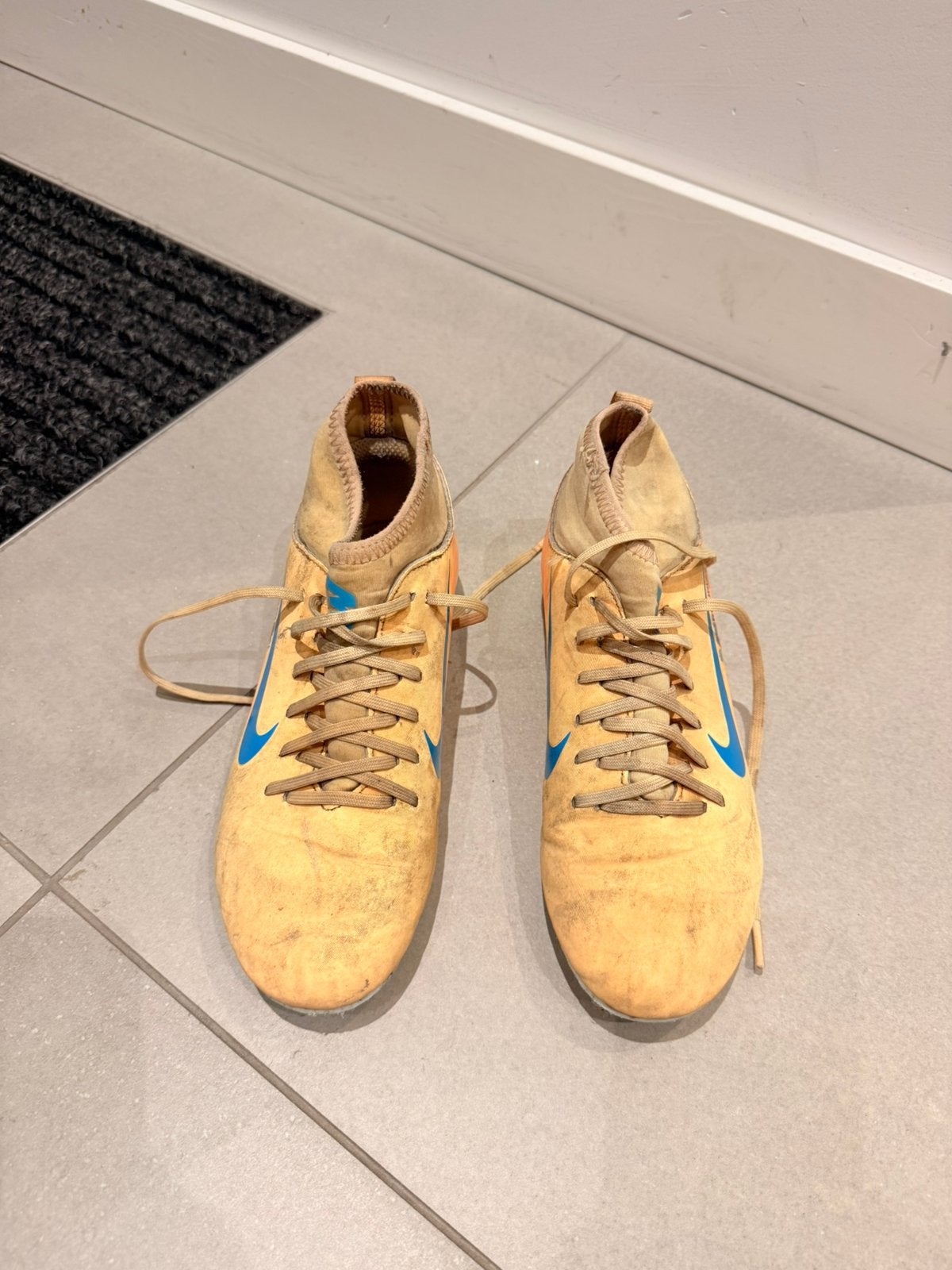 Nike Kylian Mbappe Mercurial voetbalschoenen, Ophalen, Overige kleuren, Sportschoenen, Gedragen