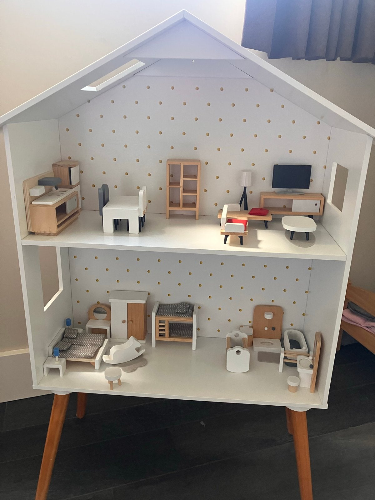 Petite Amélie Poppenhuis met Meubels - Zo goed als nieuw, Ophalen, Zo goed als nieuw, Poppenhuis