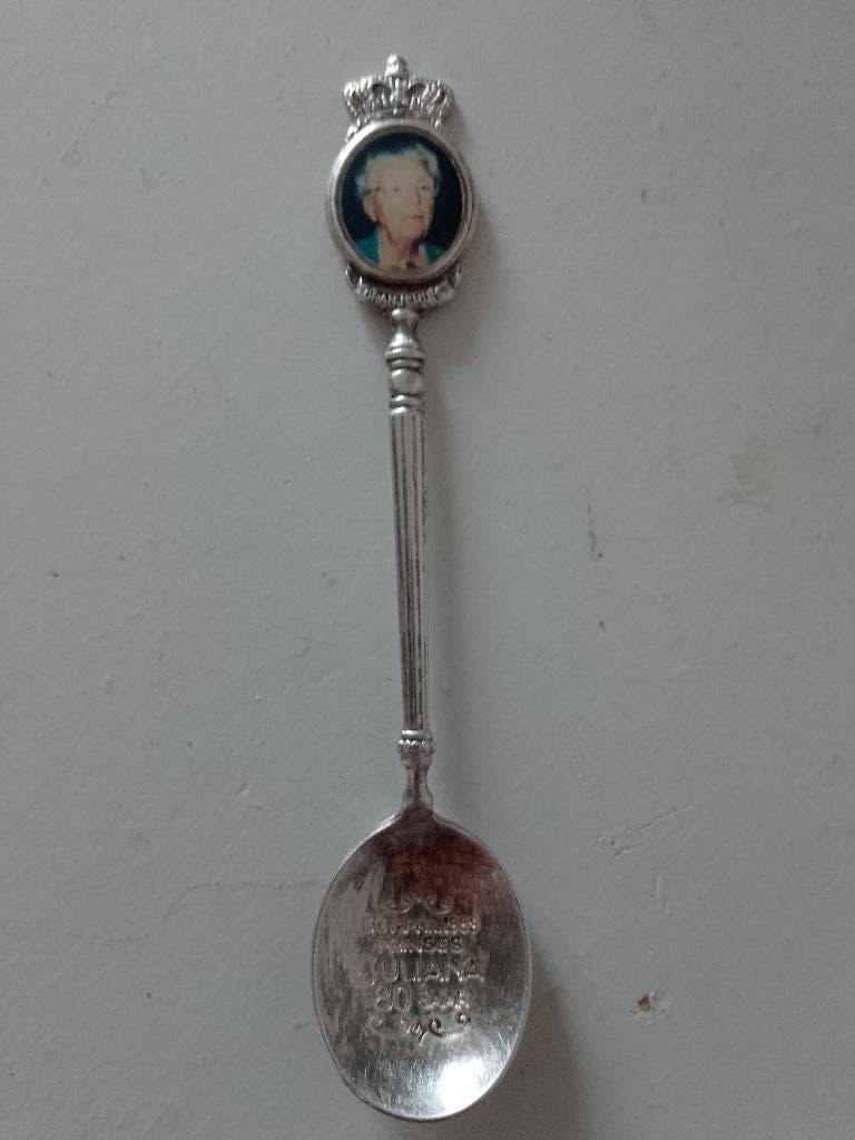 Herdenkingslepeltje Prinses Juliana - 80 jaar1989 Verzilverd, Ophalen of Verzenden, Gebruikt, Nederland, Speld(je) of Lepel(tje)