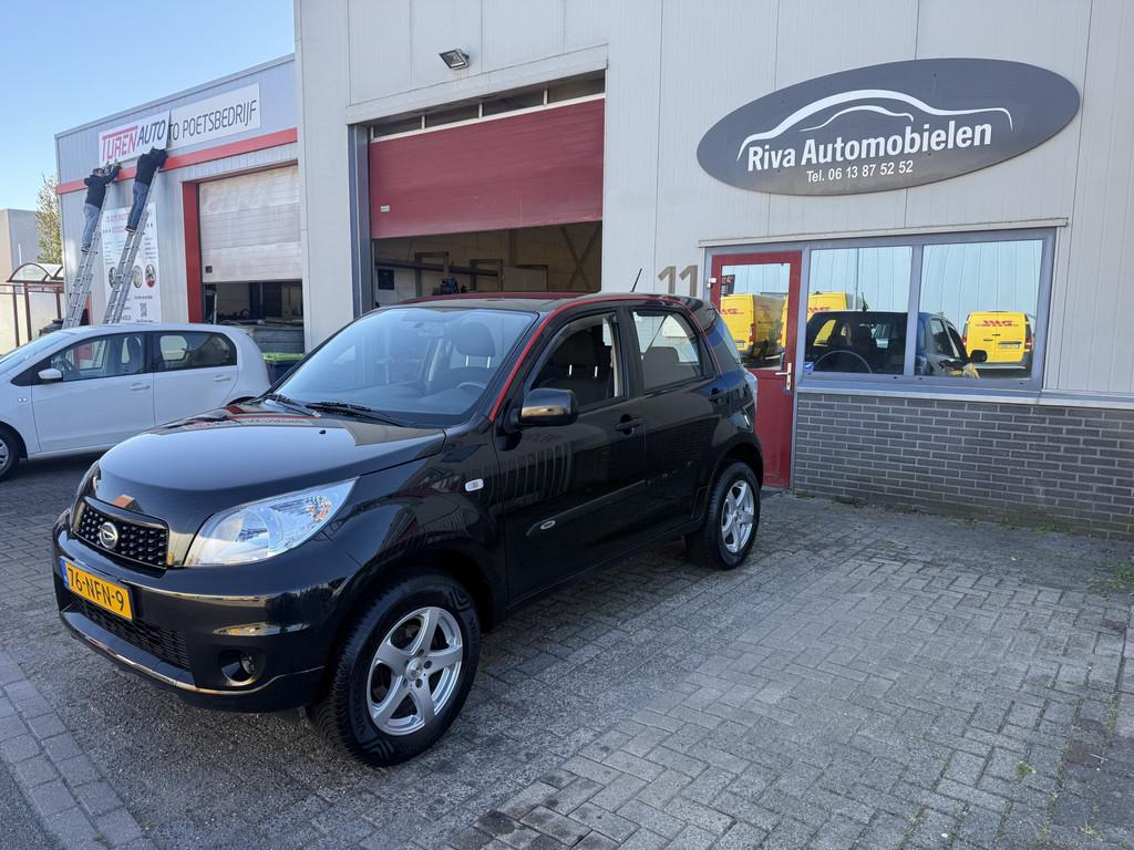 Daihatsu Terios 1.5 2WD Tour (bj 2010), 1350 kg, 400 kg, Zwart, Bedrijf