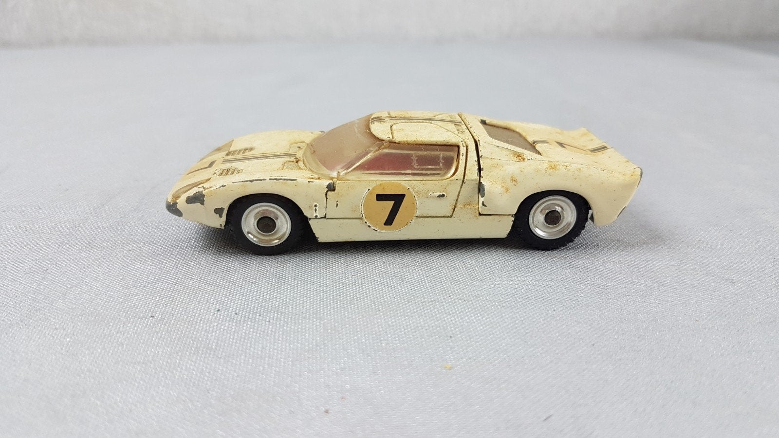 Dinky Toys Ford GT, Ophalen of Verzenden, Gebruikt, Auto