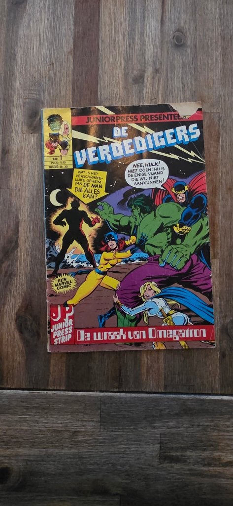 Junior Press de Verdedigers 1, Eén comic, Ophalen of Verzenden, Gelezen, Europa