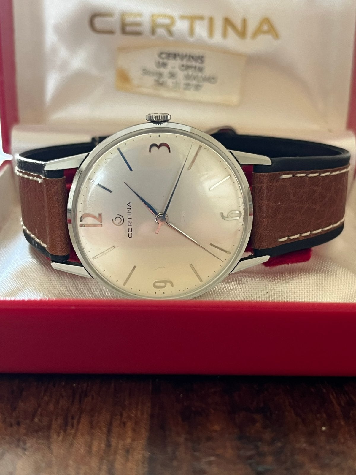 Certina Handopwind Horloge 34mm met Originele Doos (1960), Sieraden, Tassen en Uiterlijk, Horloges | Antiek, Overige merken, Overige materialen