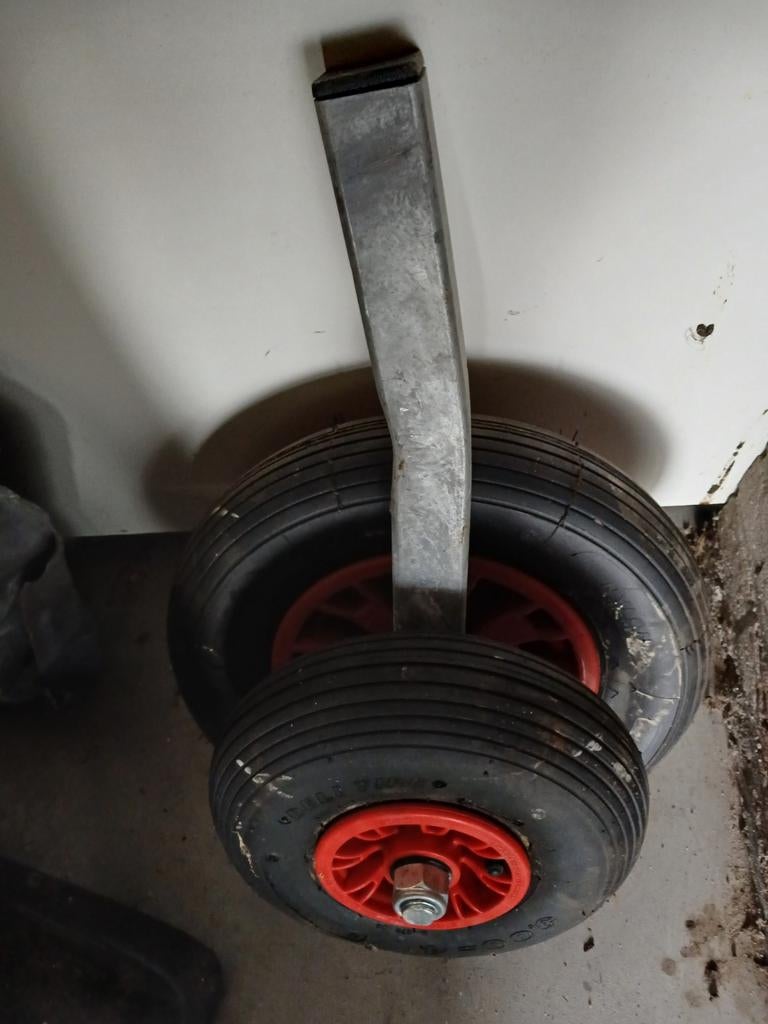 Twee skelter wielen verschillende maat, Ophalen of Verzenden, Gebruikt