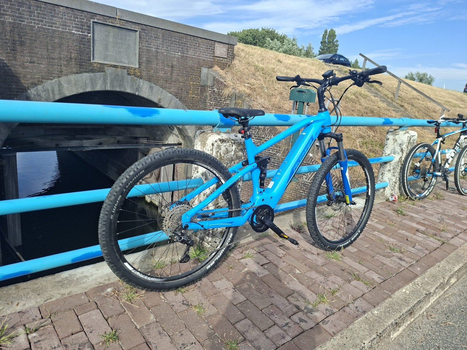 FELDMEIER FE 24Ai eADVENTURE, Zo goed als nieuw, 59 cm of meer, 50 km per accu of meer, Ophalen