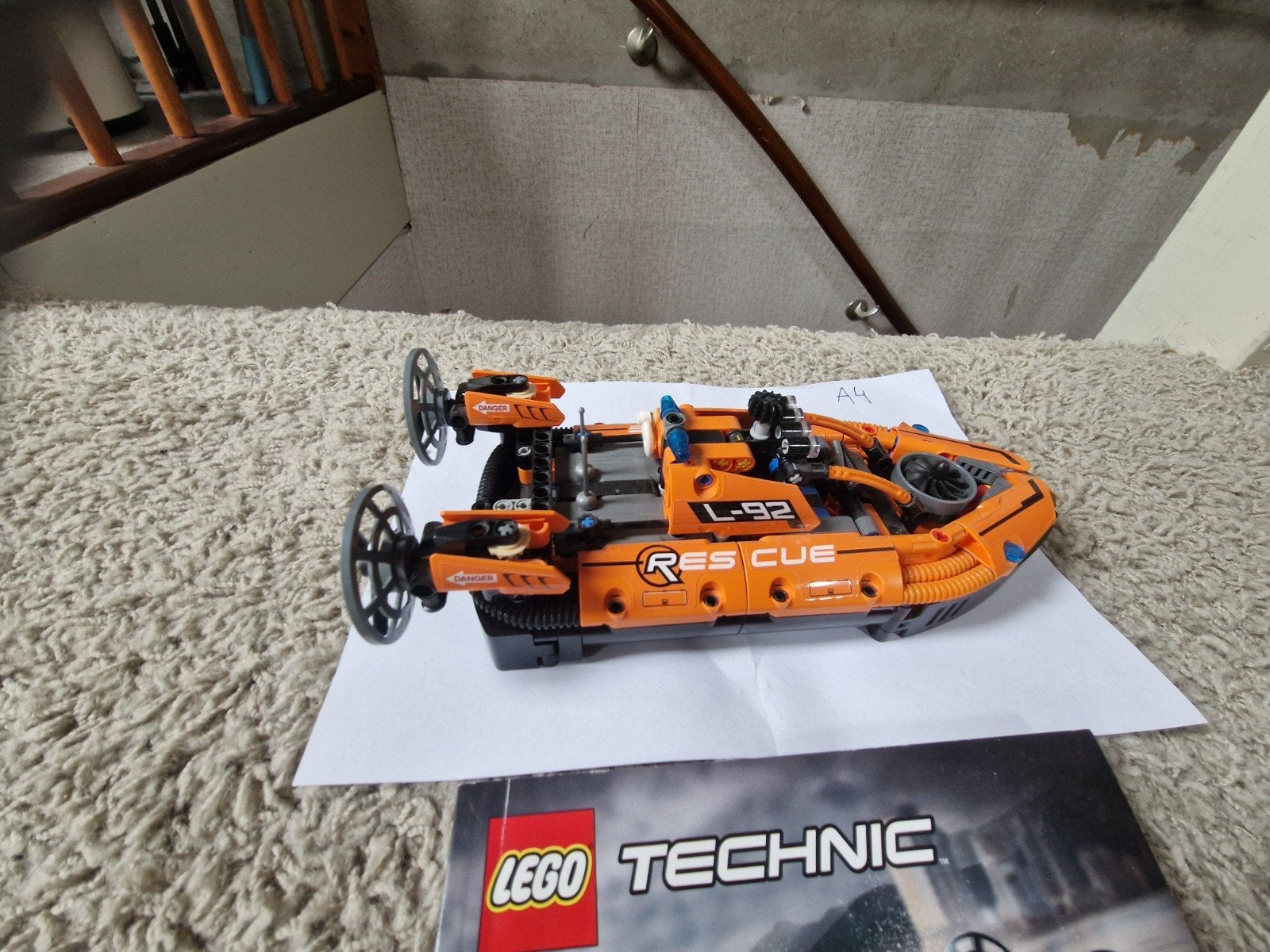 LEGO Technic Hovercraft 42120 - Zo goed als nieuw, Ophalen of Verzenden