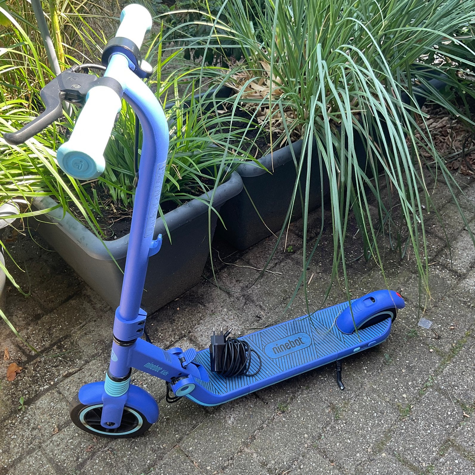 Segway zing. kinderstep electrisch, Fietsen en Brommers, Steps, Ophalen, Zo goed als nieuw, Elektrische step (E-scooter)