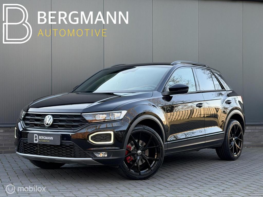 Volkswagen T-Roc 1.5 TSI Black Edition|Virtual|Carplay|camer, Auto's, Volkswagen, 4 cilinders, Leder en Stof, Bedrijf, SUV of Terreinwagen