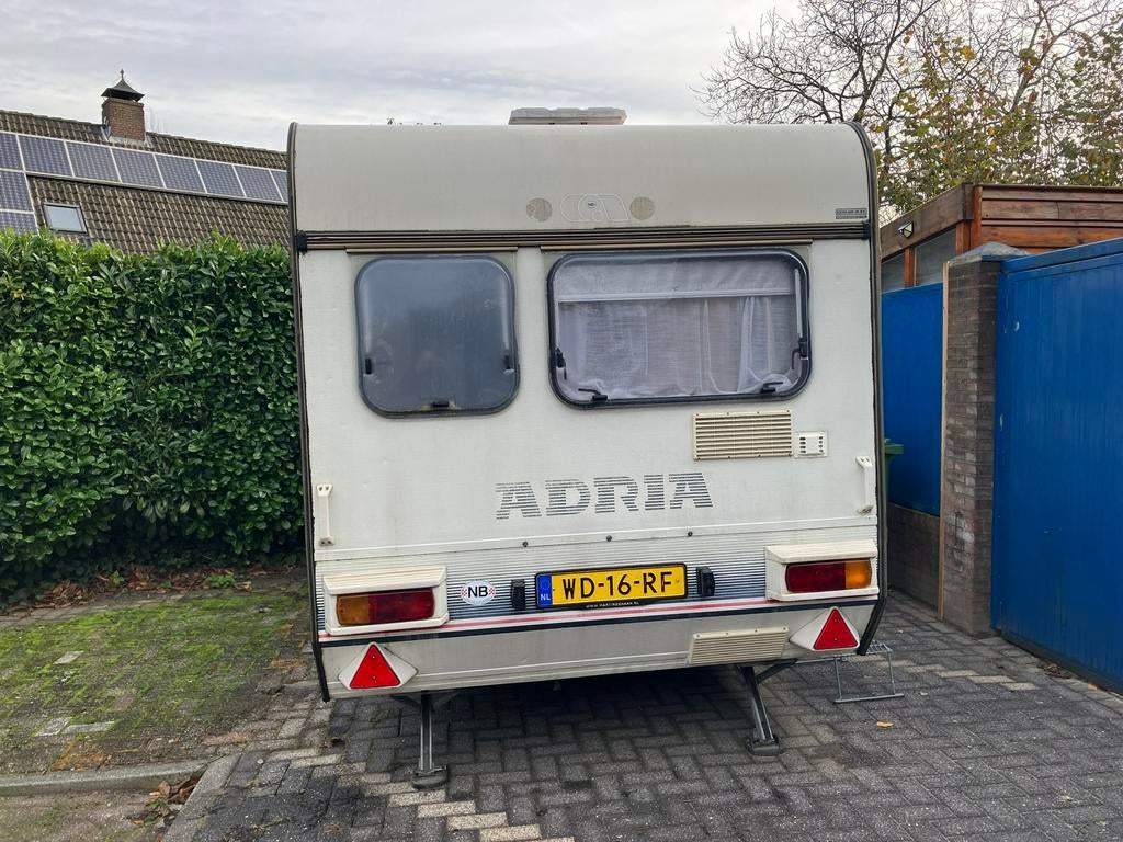 Caravan adria, Caravans en Kamperen, Treinzit, Particulier, Adria, 500 - 750 kg