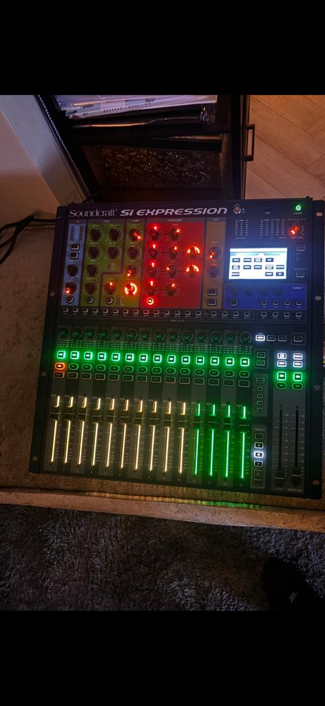 Soundcraft Si Expression Digitale Mixer Mengpaneel, Muziek en Instrumenten, Ophalen of Verzenden, Zo goed als nieuw