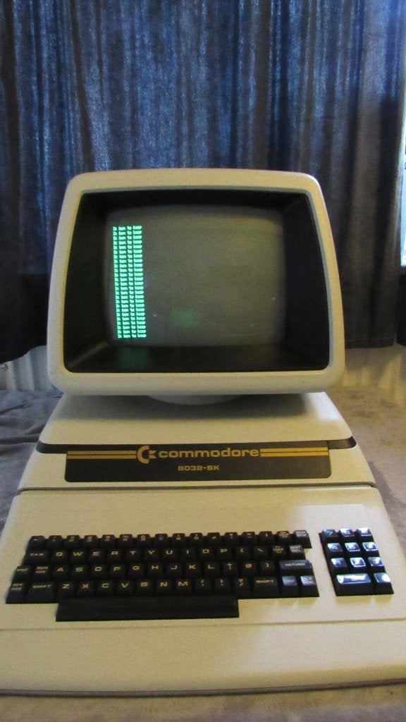 Commodore PET 8032-SK 220V werkt, Ophalen, Commodore