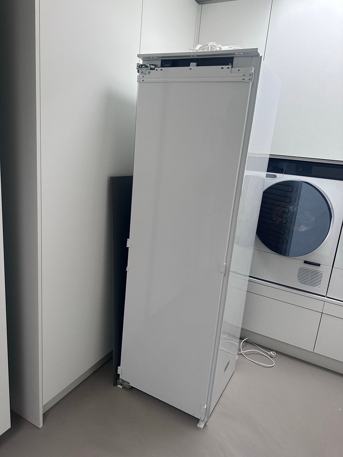 ATAG Inbouw Vriezer KD85178CD NoFrost, Ophalen, 200 liter of meer, Met aparte vriezer, 160 cm of meer