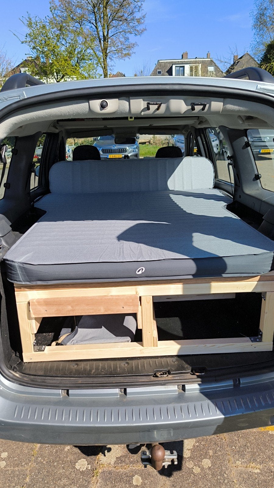 Quechua Ultim Comfort Car zelfopblaasbaar autoluchtmatras, Ophalen, Zo goed als nieuw, 2-persoons