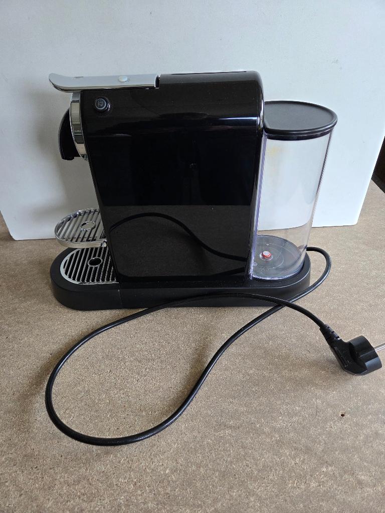 Magimix Nespresso M196CN, Witgoed en Apparatuur, Koffiezetapparaten, Espresso apparaat, Ophalen of Verzenden, Zo goed als nieuw