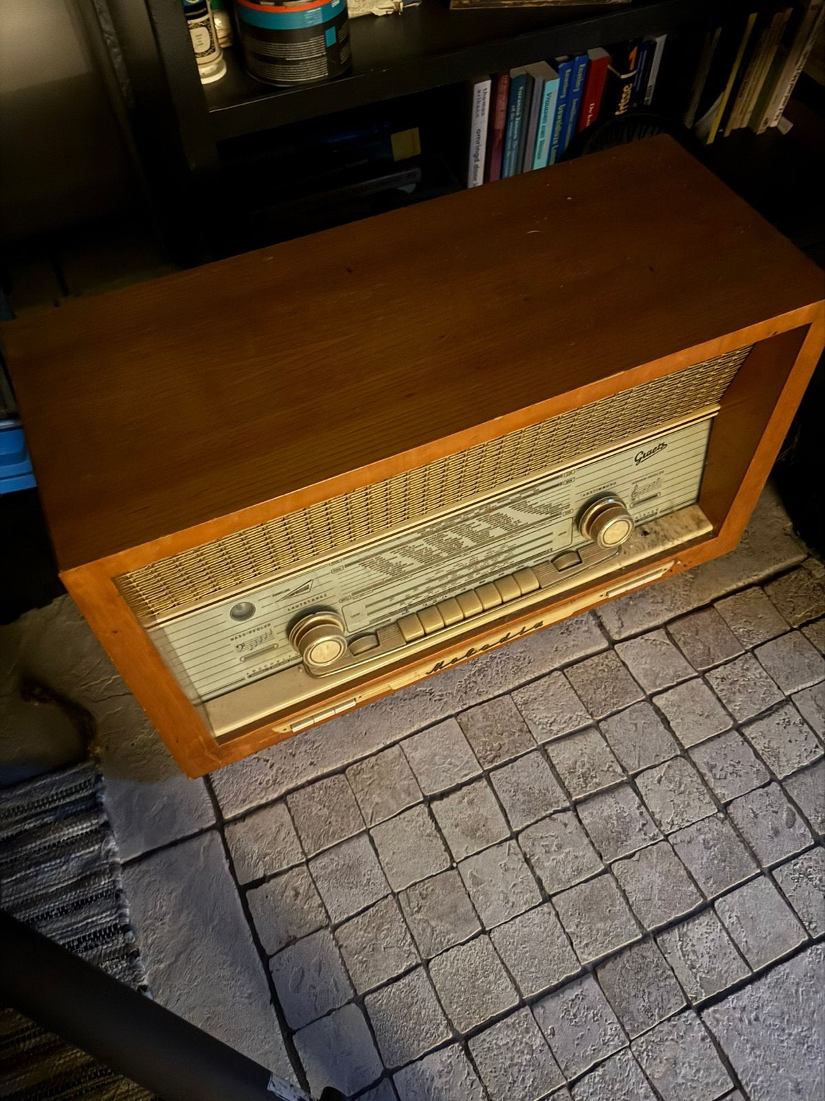Graetz Melodia 519 buizenradio, Ophalen