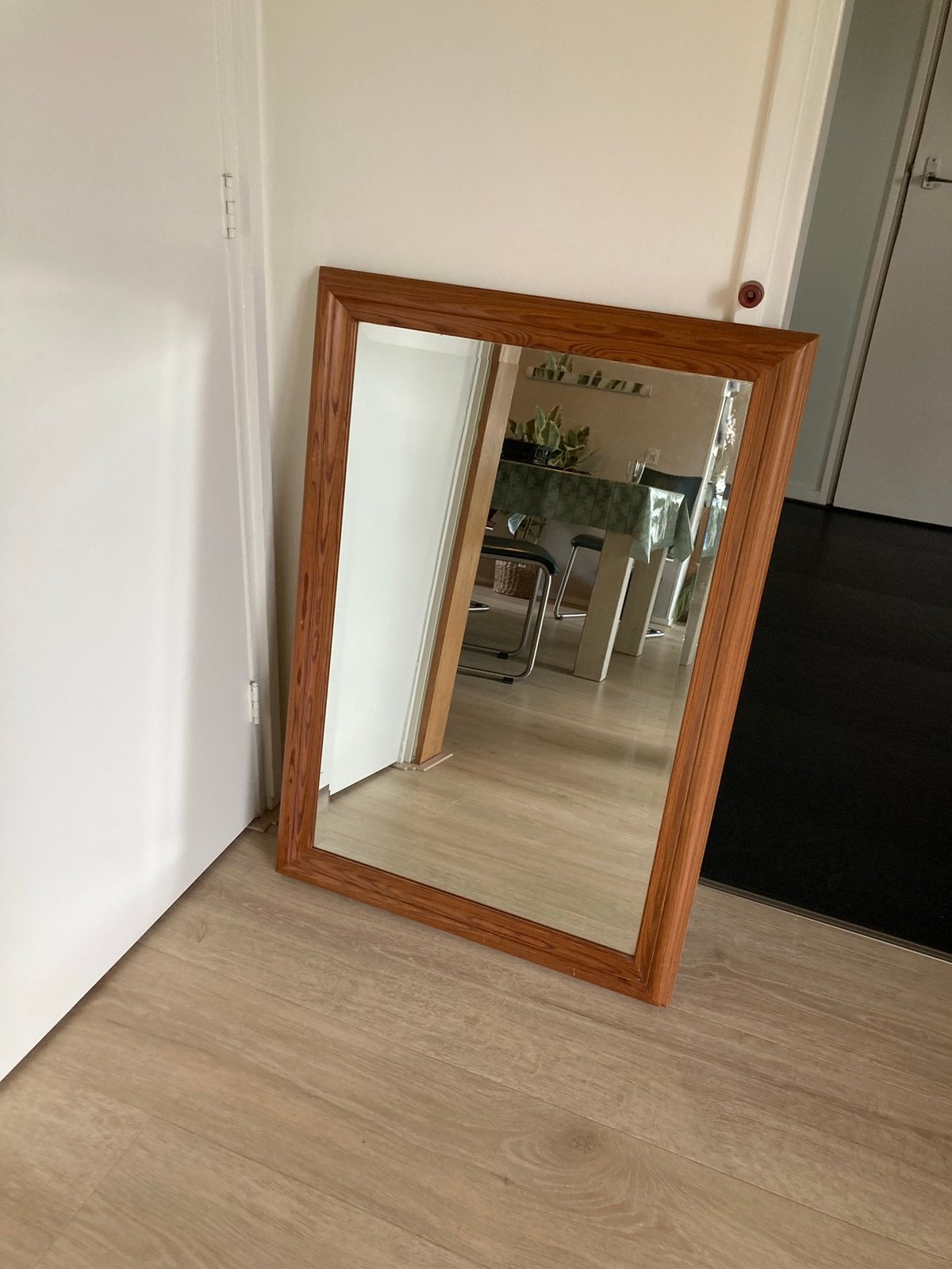 Spiegel met mooie grenen lijst, Huis en Inrichting, Ophalen, Gebruikt, Minder dan 100 cm, Rechthoekig