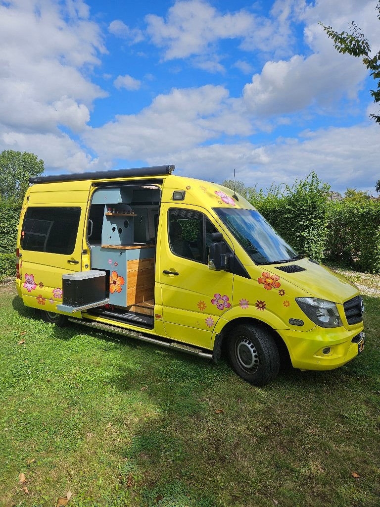 Foto 5 van Mercedes Benz Sprinter 319 V6 Camper / Kampeerauto