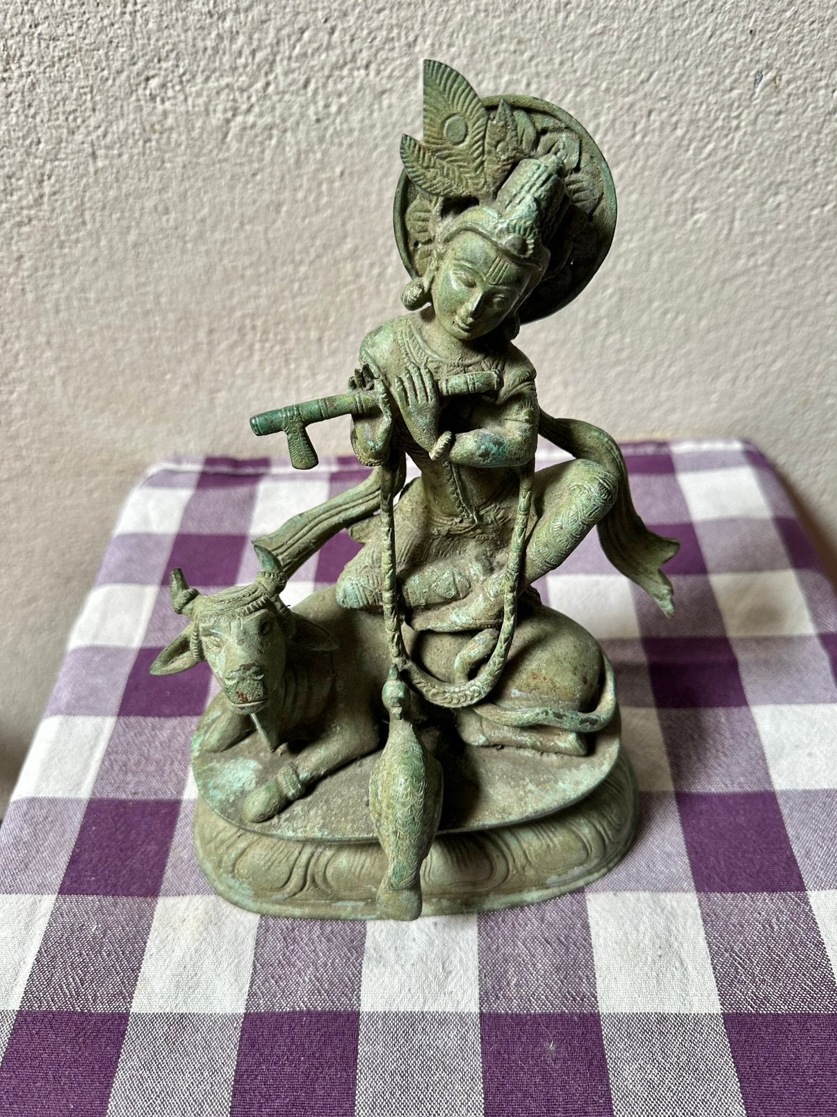 Bronzen Krishna zittend op Nandi, Ophalen of Verzenden, Brons