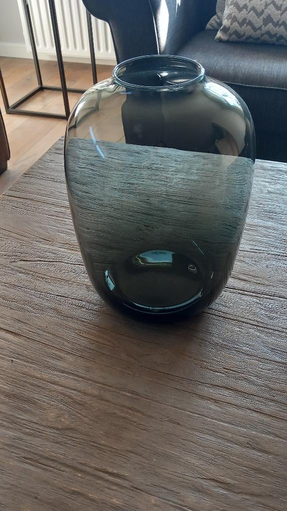 Zwarte rookglas vaas, Huis en Inrichting, Woonaccessoires | Vazen, Ophalen, Zwart, Minder dan 50 cm, Glas