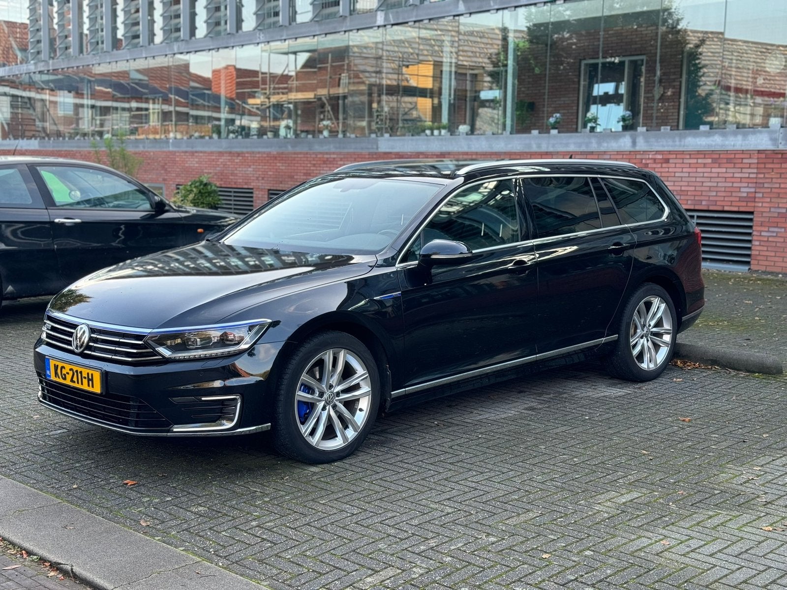 Volkswagen Passat 1.4 TSI 160KW GTE Phev VAR Dsg6 2016 Zwart, Lichtsensor, 4 cilinders, Zwart, 1600 kg