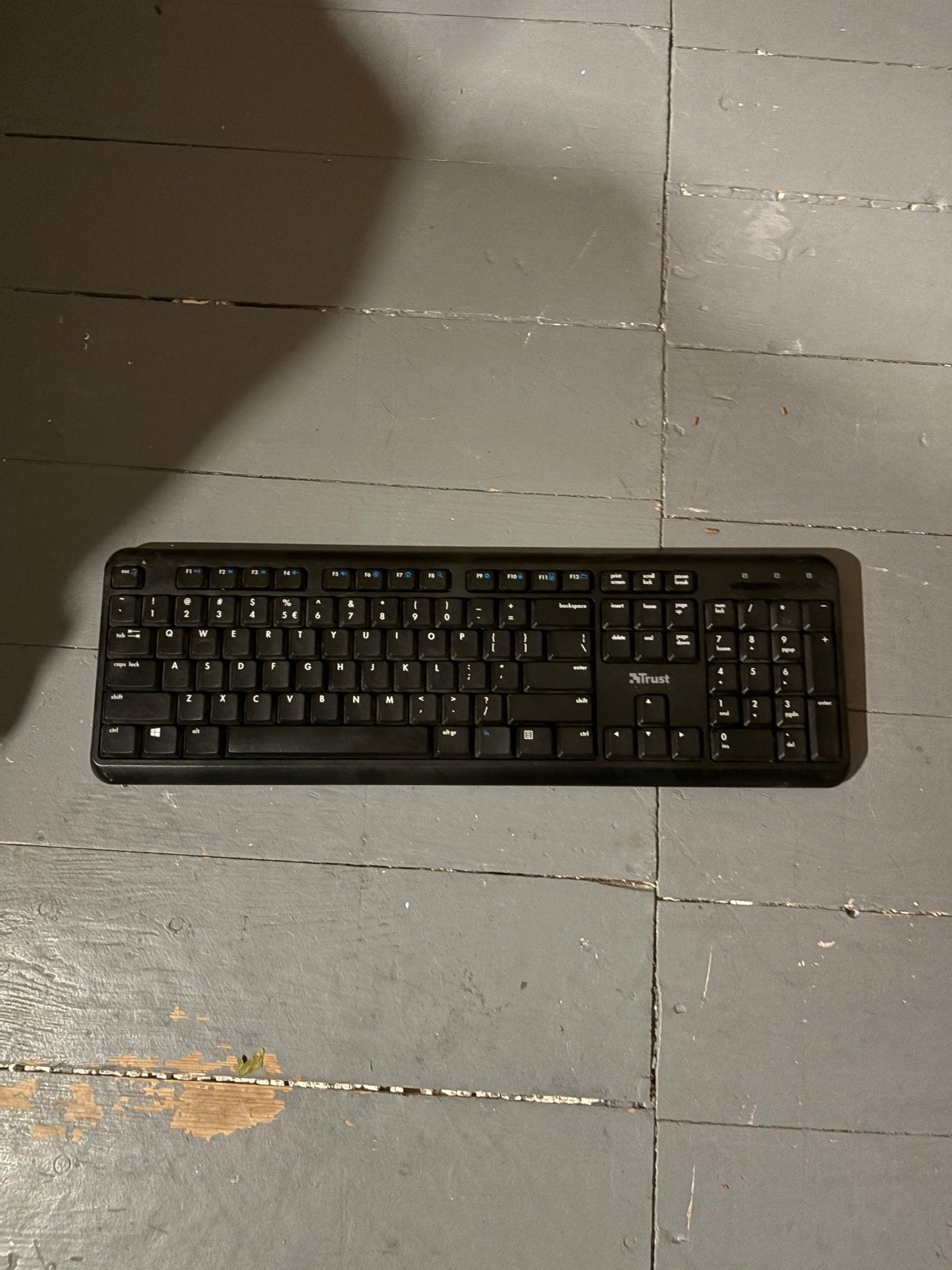 Trust toetsenbord - QWERTY - Draadloos, Draadloze ontvanger, Ophalen of Verzenden, Zo goed als nieuw, Draadloos