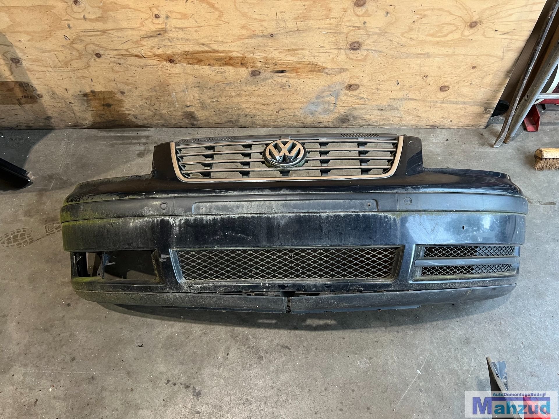 VW Sharan 1.9 TDI Zwart voorbumper 1998-2010, Gebruikt, Volkswagen, Volkswagen AG, Bumper
