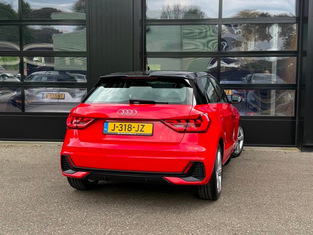 Audi A1 Sportback 30 TFSI S-Line Matrix Virtual Sfeer, Auto's, Audi, Voorwielaandrijving, Euro 6, 116 pk, Parkeersensor