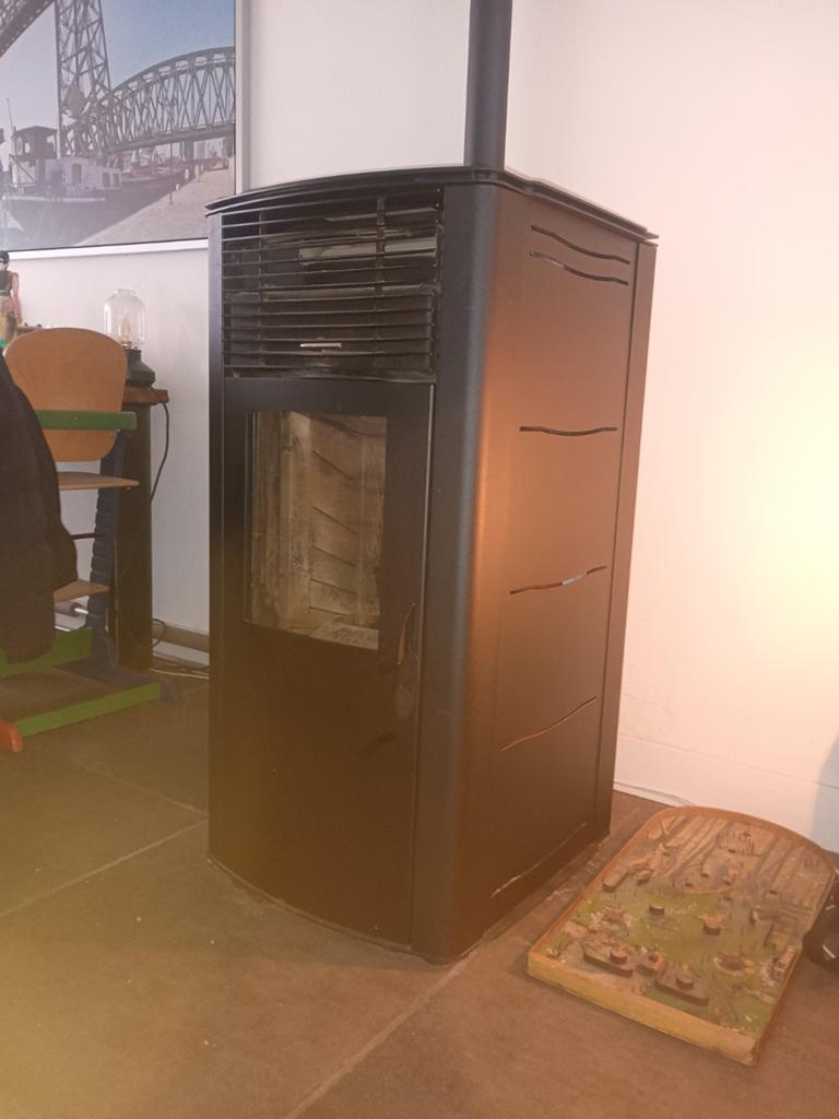 Artel pellet cv, Ophalen, Hout, Houtkachel