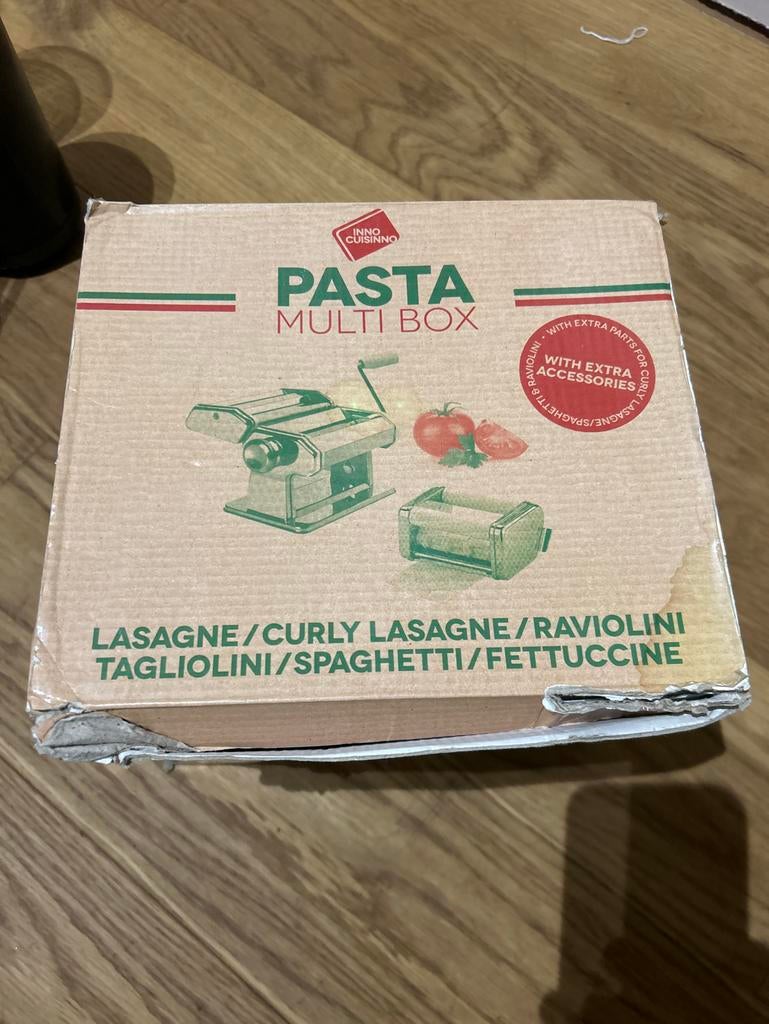 Pasta machine pasta multi box, Huis en Inrichting, Keuken | Keukenbenodigdheden, Ophalen, Zo goed als nieuw