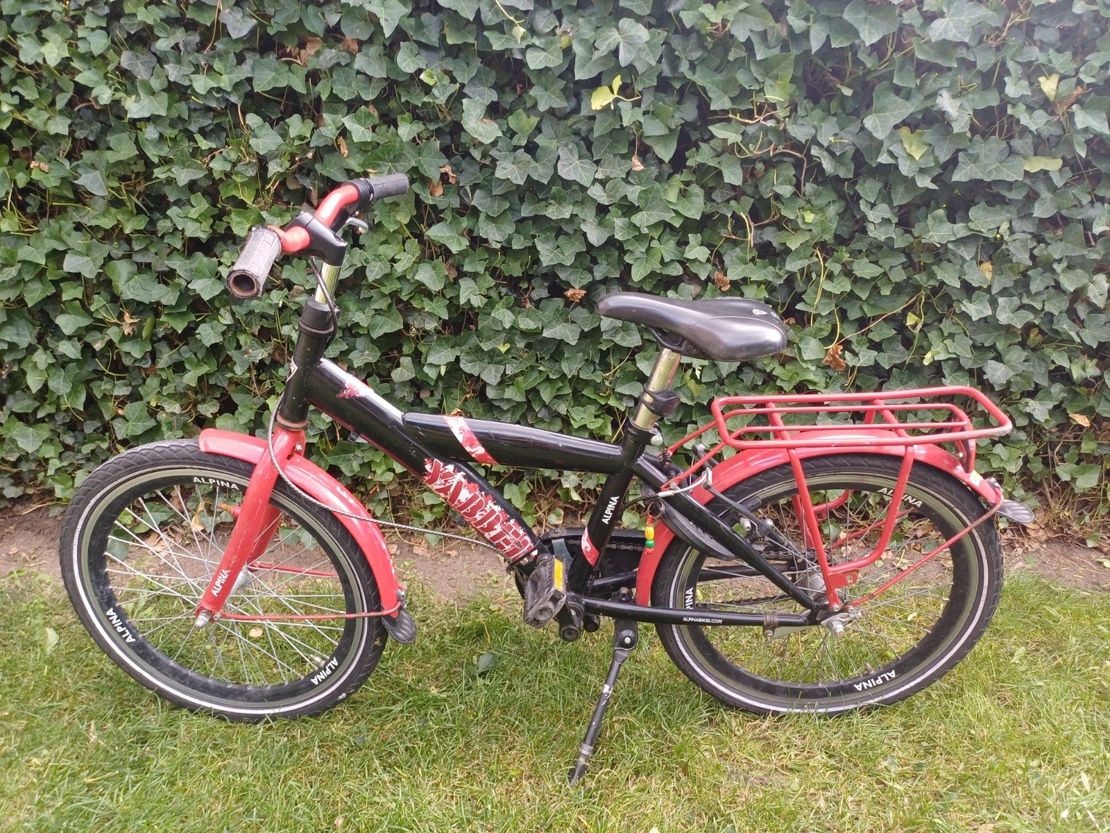 Alpina Yabber 20 inch kinderfiets - Zwart/Rood, Ophalen, Gebruikt, 20 inch of meer, Alpina  yabber