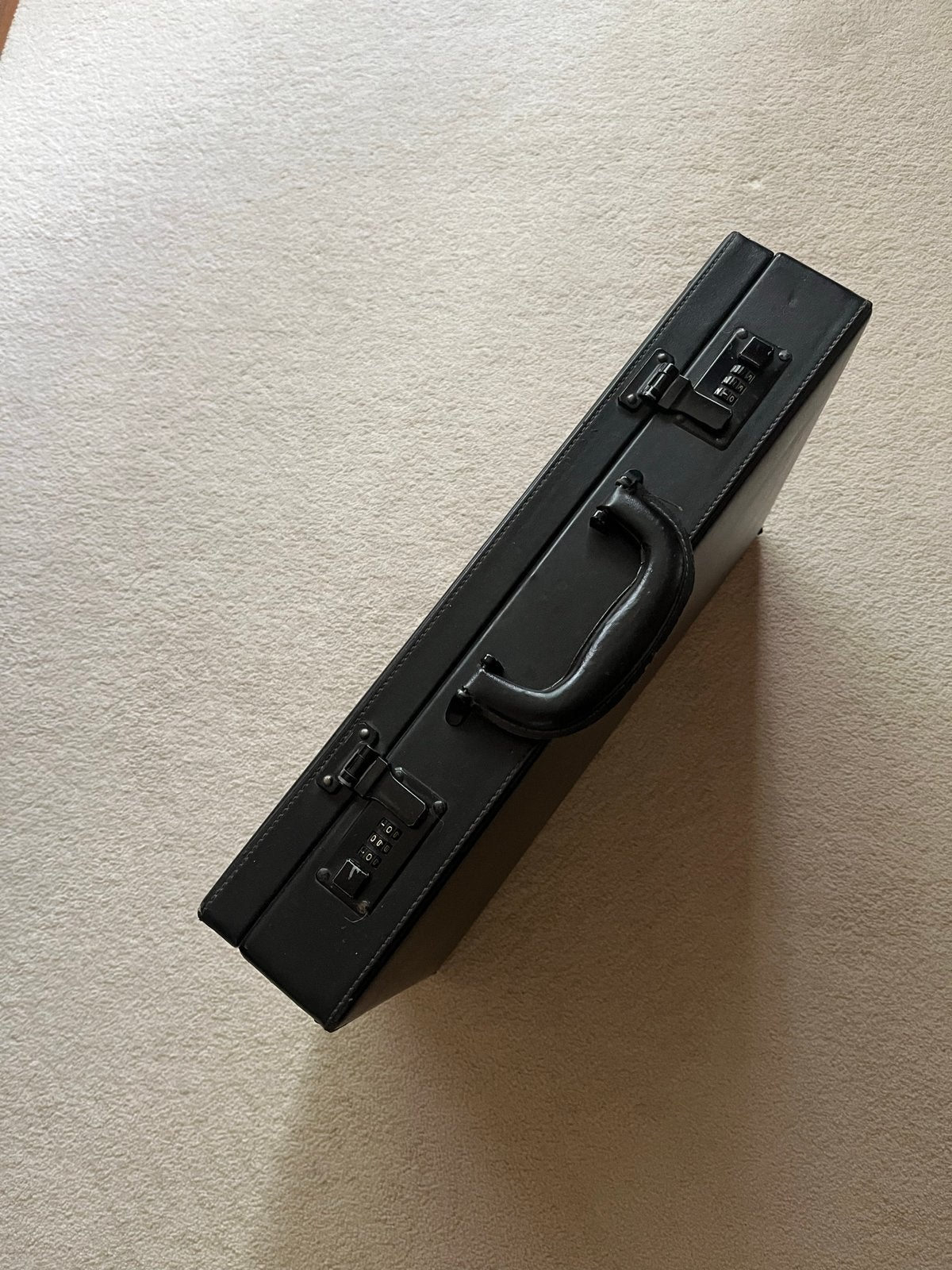 Zwarte Aktetas met Cijferslot - Zo goed als nieuw, Ophalen, Gebruikt, 50 tot 60 cm, Slot