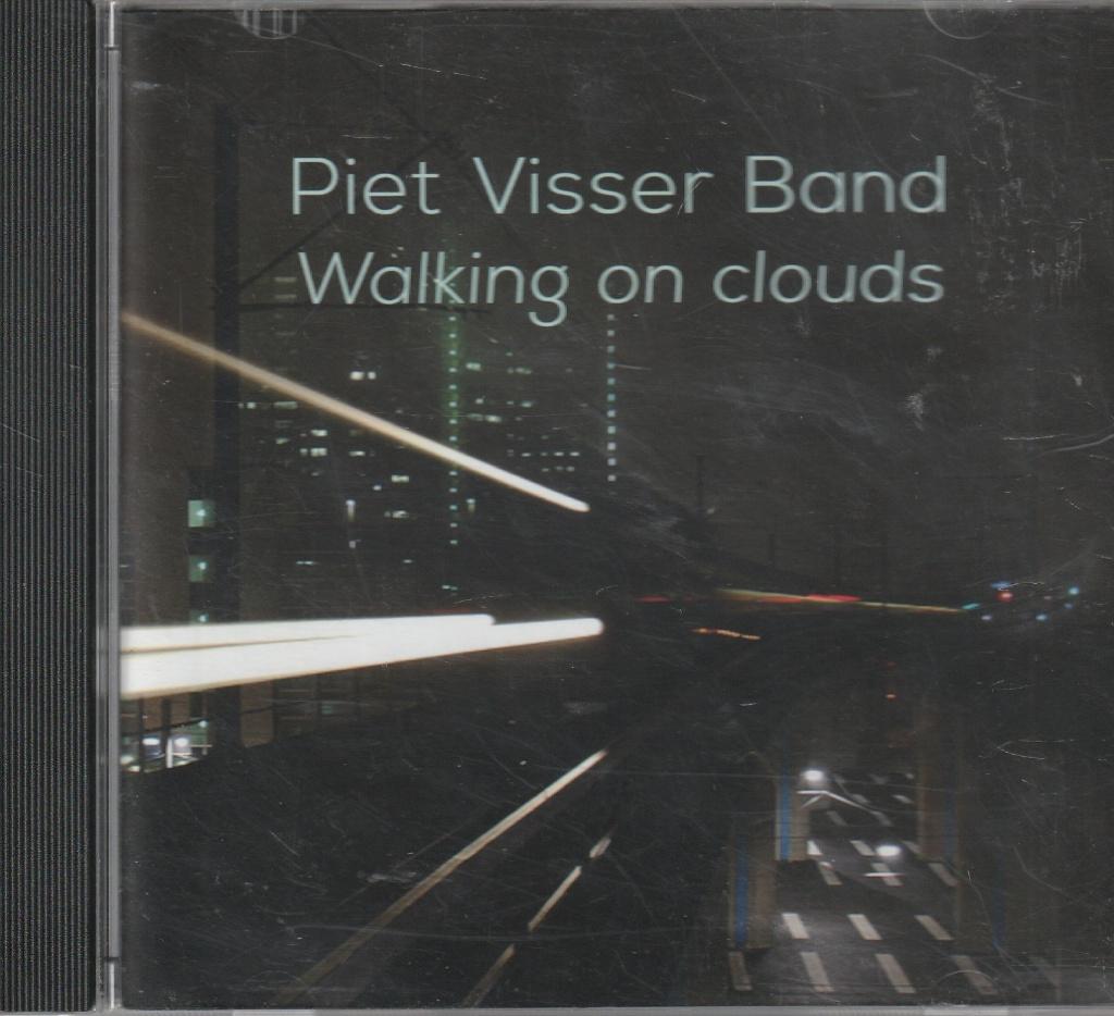 Piet Visser Band Walking on Clouds, Verzenden, Zo goed als nieuw, Poprock