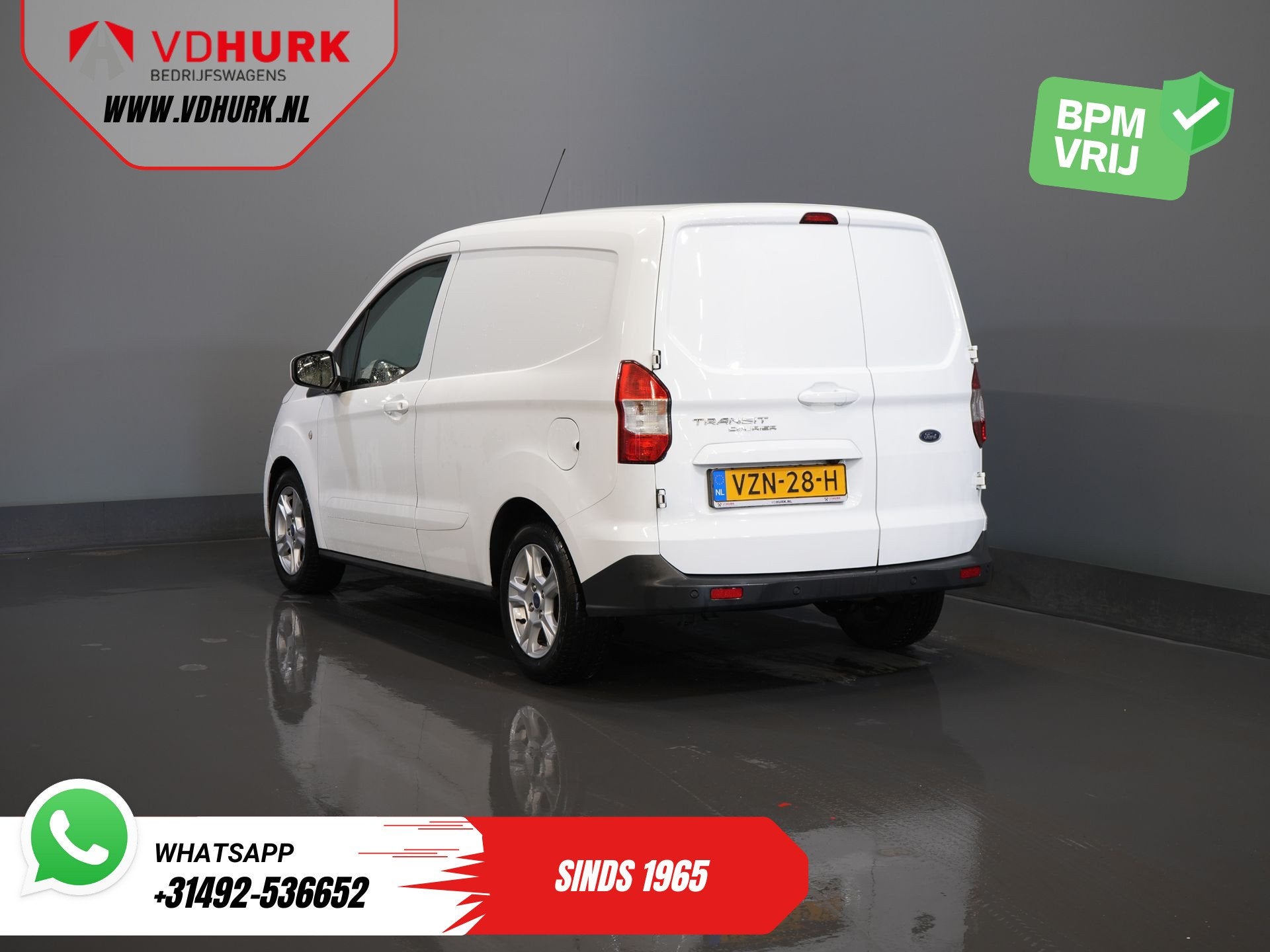 Ford Transit Courier 1.0 Limited BENZINE Carplay/ Camera/ Cl, Auto's, Voorwielaandrijving, Gebruikt, Euro 6, Wit